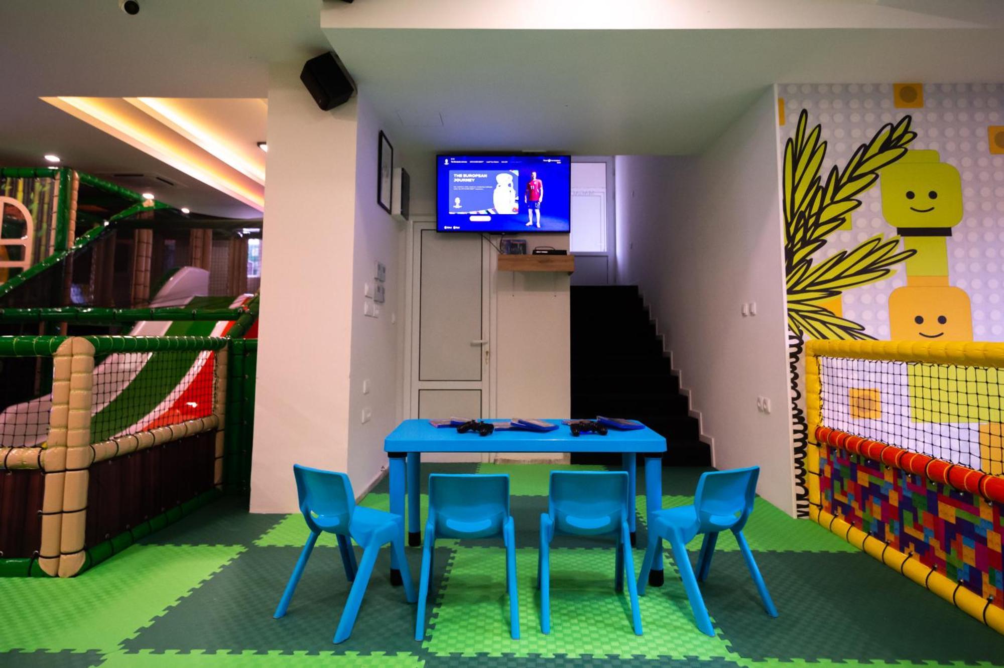 Hotel Nest Bijeljina Luaran gambar