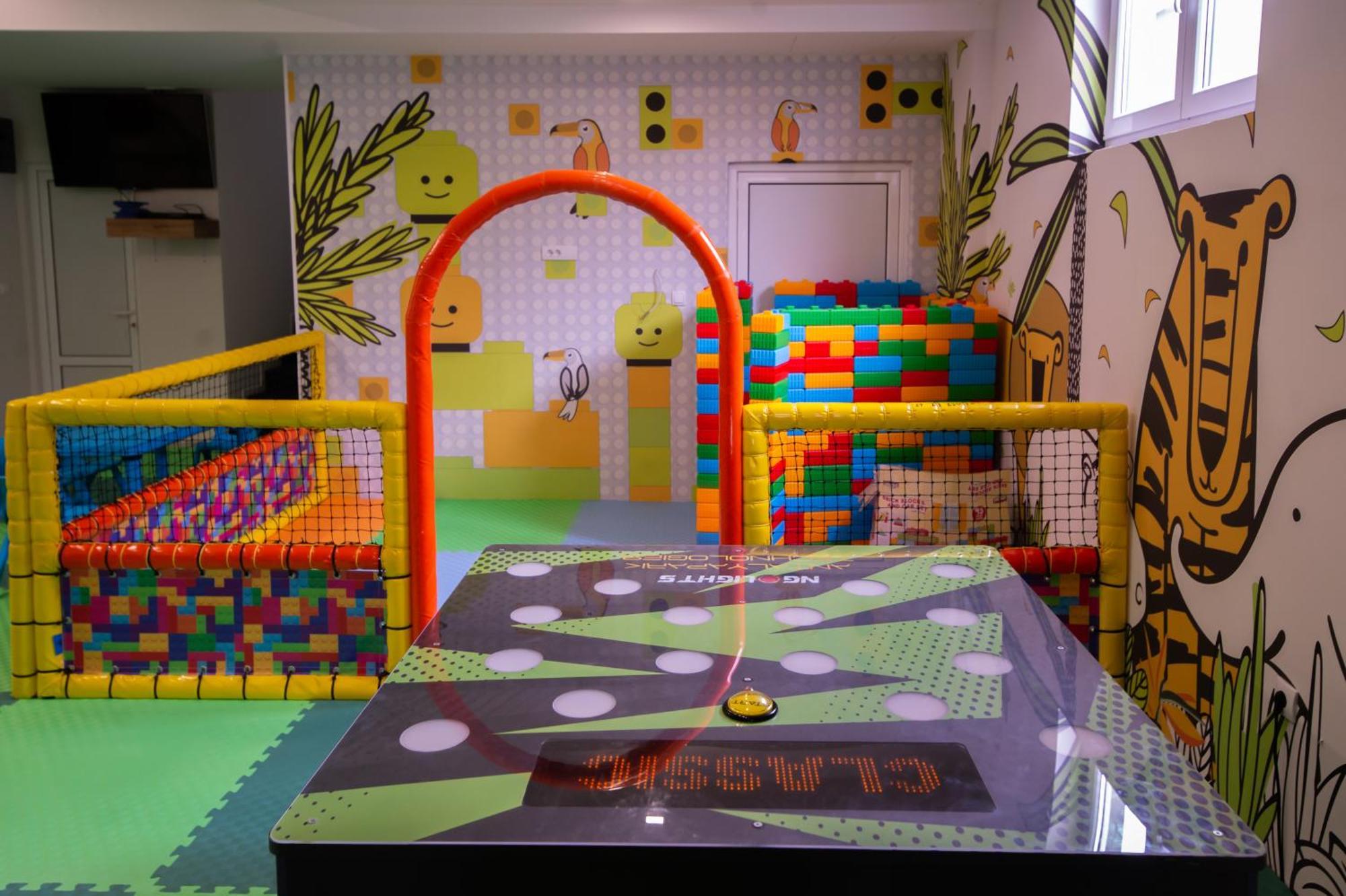 Hotel Nest Bijeljina Luaran gambar