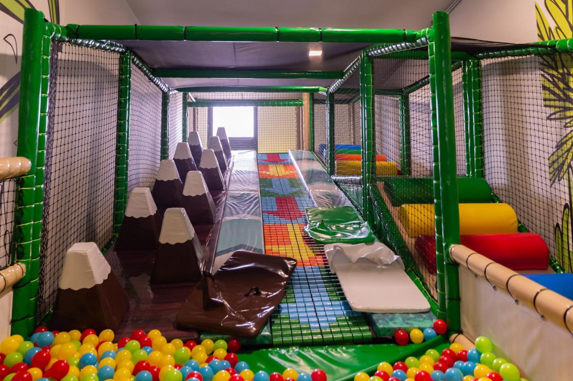 Hotel Nest Bijeljina Luaran gambar
