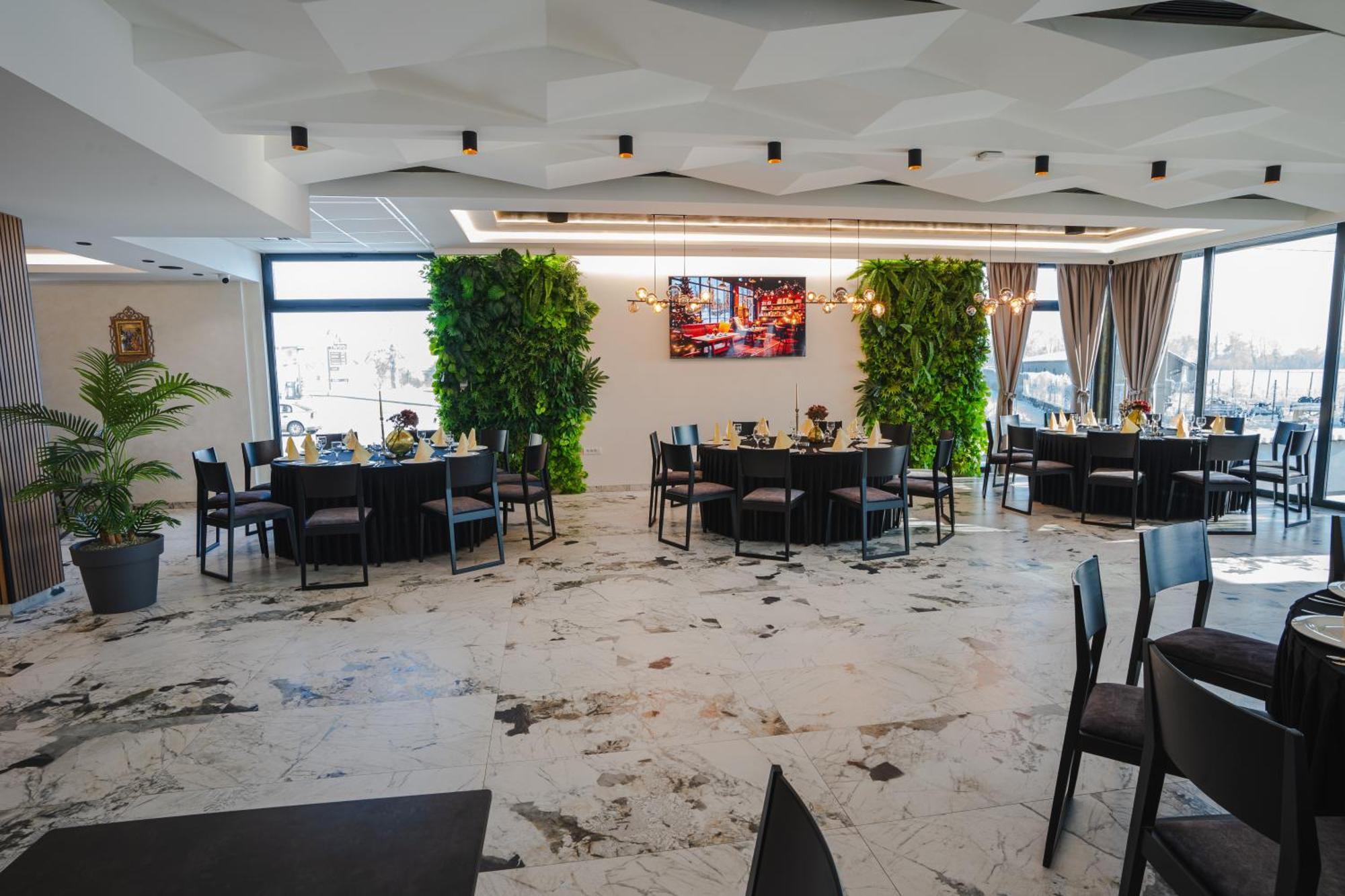 Hotel Nest Bijeljina Luaran gambar