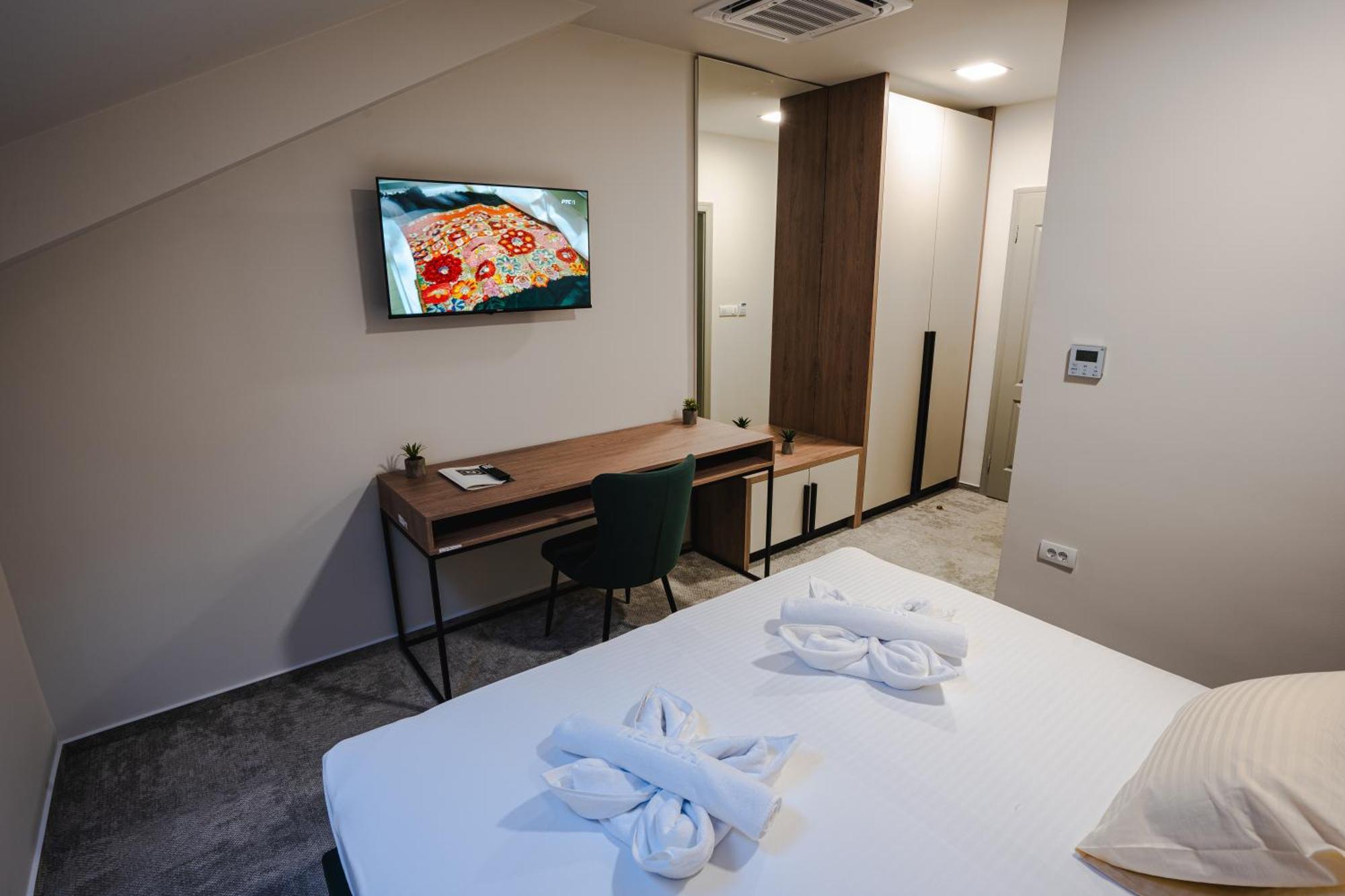 Hotel Nest Bijeljina Luaran gambar