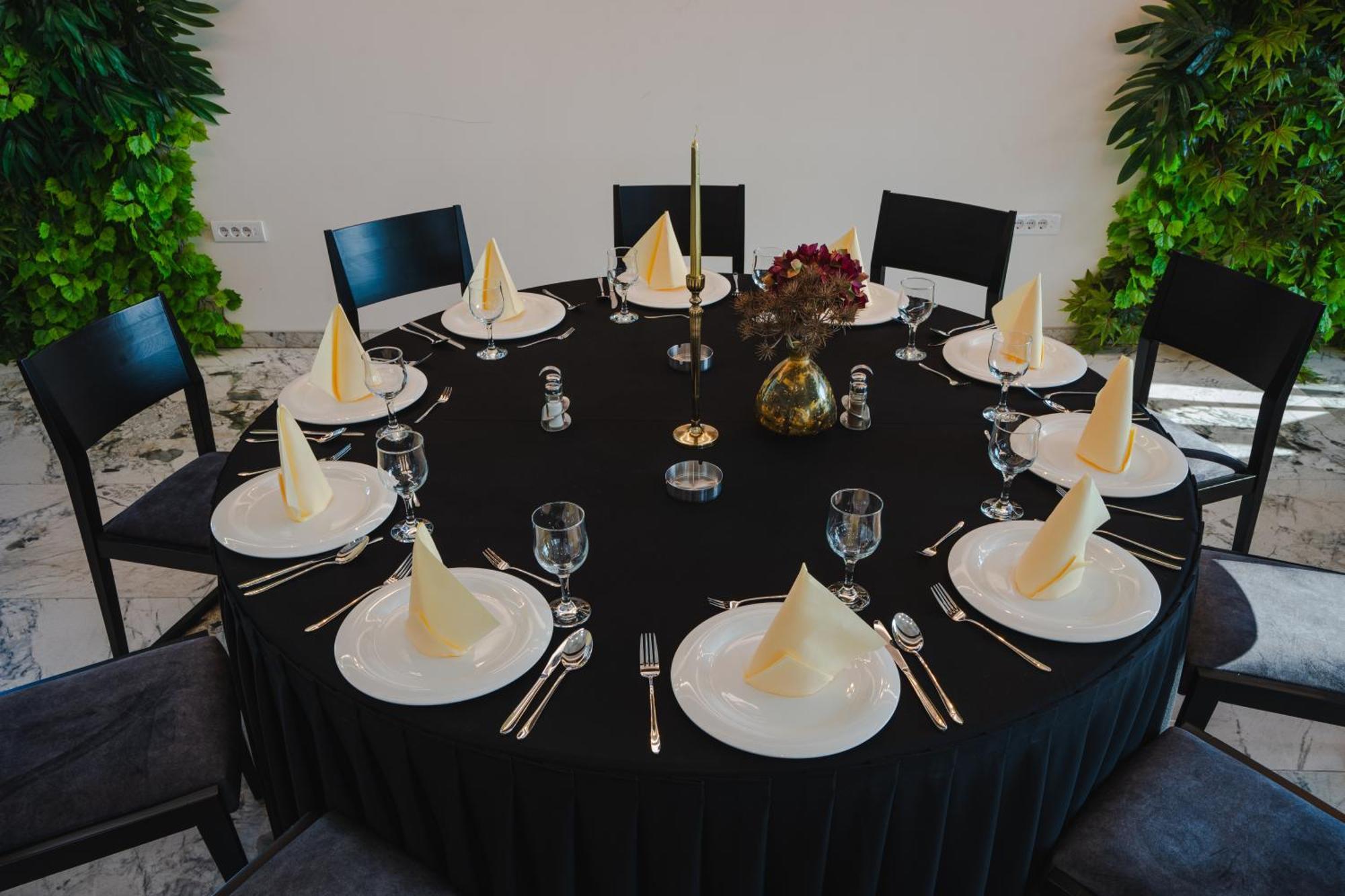 Hotel Nest Bijeljina Luaran gambar